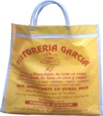 bolsa de mandado publicitaria de pl?stico para campa?as, con doble asa, la clasica para el mandado; se puede imprimir en serigraf?a con los datos de su negocio y dibujos que ilustran su giro: Reg?lela a fin o principio de a?o. Sus clientes y amigos siempre se lo agradecer?n y el ama de cas estar? feliz con SU BOLSA DE MANDADO!!!