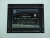 diploma Dominó en placa de aluminio Anodizado de 175 mm x 250 mm, grabado con sus datos, en base de cristal, poliéster (polyester), o madera, con su logotipo impreso y o grabado