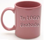 taza rosa cermica tipo tarro, grabada en SandBlast, Capacidad: 11 oz. - 330 ml. taza publicitaria promocional con su logotipo grabado