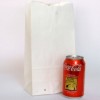 papel kraft blanco de 100grs./m2. Medidas: 15 cm. de ancho, 27 cm. de alto y 8 cm. de fuelle, ideal para despensa, alimentos y productos varios.